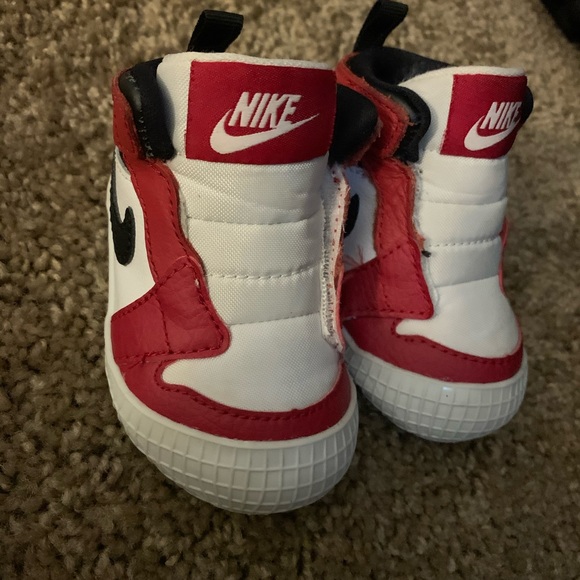 Toddler boy Nike size 3C - Picture 2 of 2